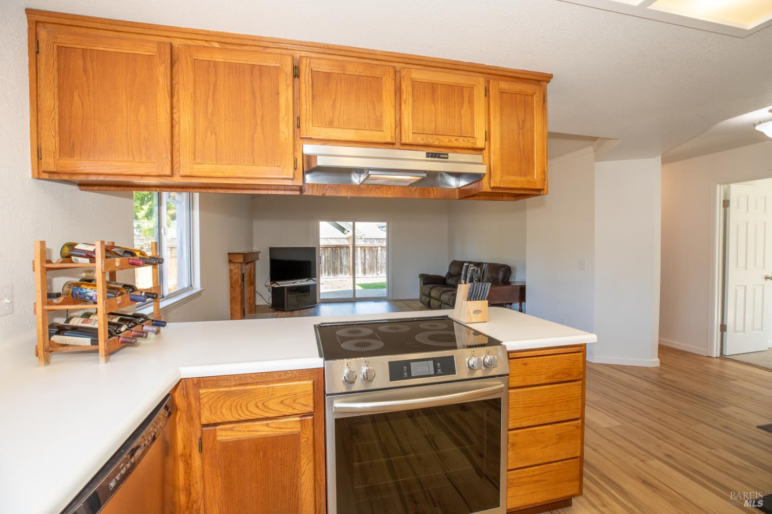 1621 Woodhue Avenue Santa Rosa CA 95403