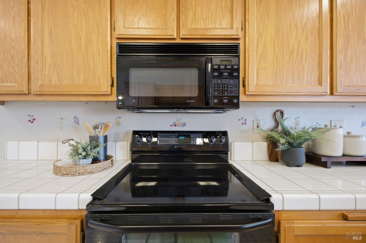 1416 Trainor Court Suisun City CA 94585