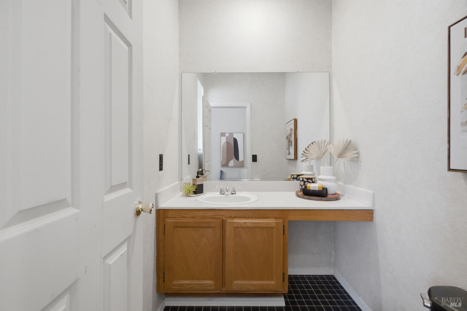 1416 Trainor Court Suisun City CA 94585