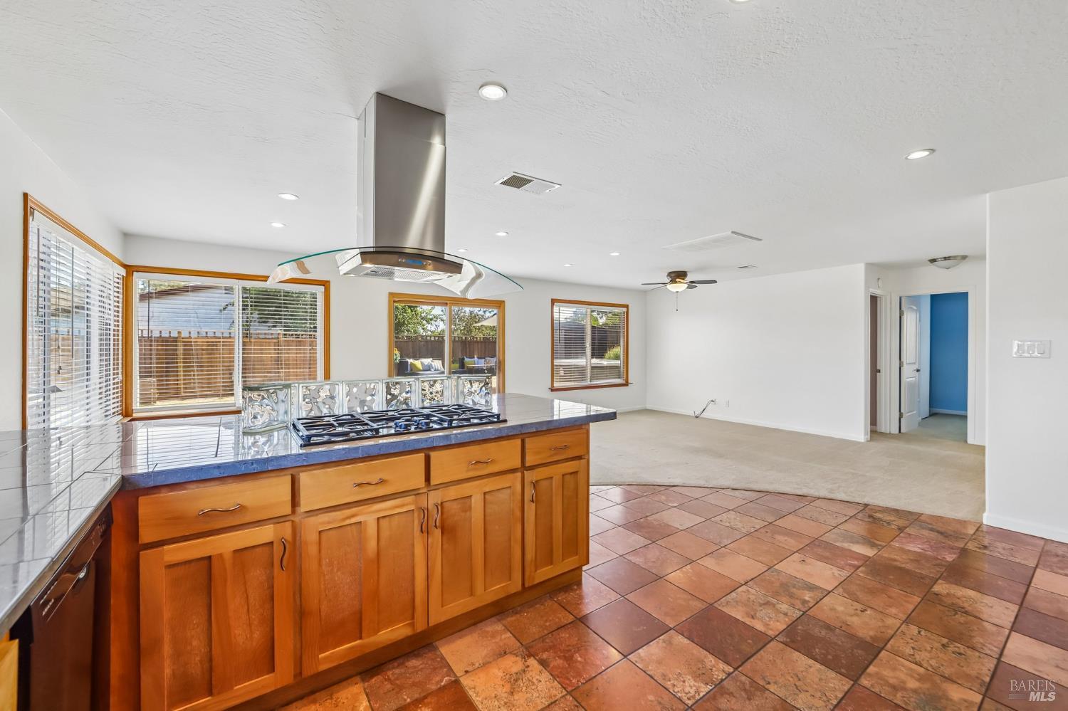 201 Radnor Court Benicia CA 94510