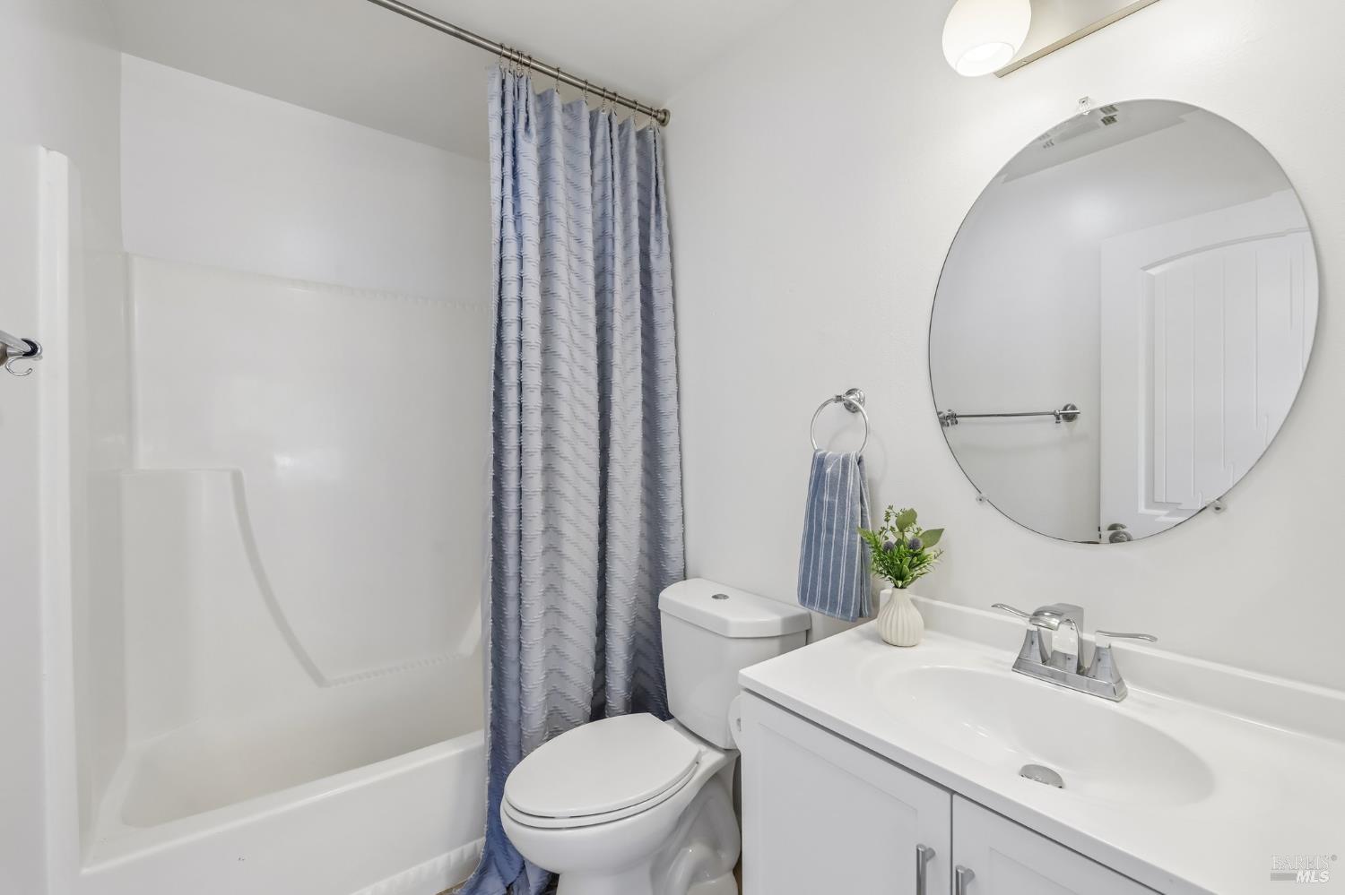 201 Radnor Court Benicia CA 94510