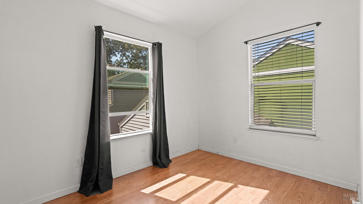 989 Kingwood Street Santa Rosa CA 95401