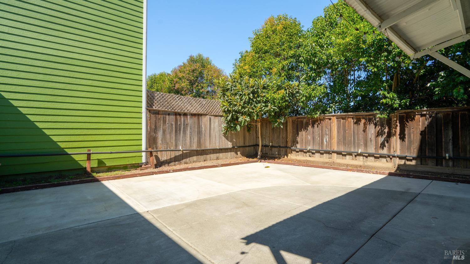 989 Kingwood Street Santa Rosa CA 95401
