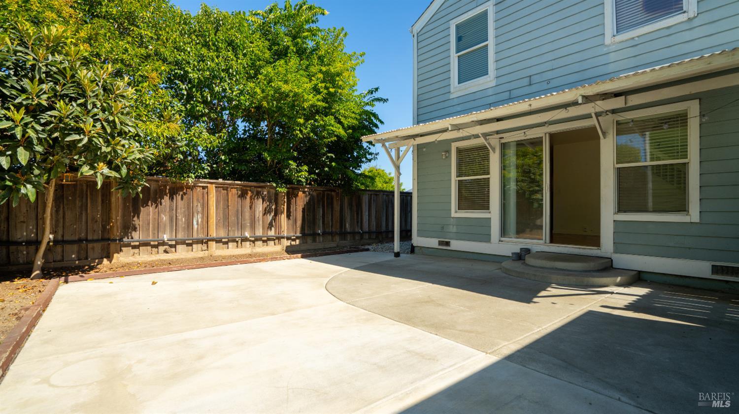 989 Kingwood Street Santa Rosa CA 95401