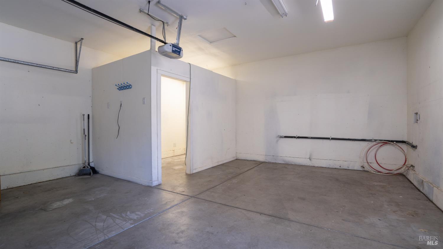 989 Kingwood Street Santa Rosa CA 95401