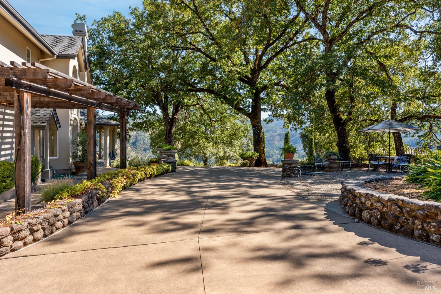 800-850 Boonville Road Ukiah CA 95482