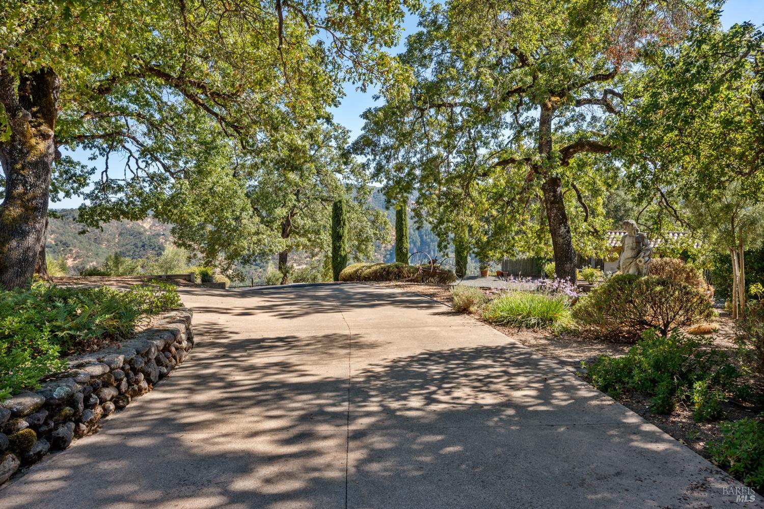 800-850 Boonville Road Ukiah CA 95482