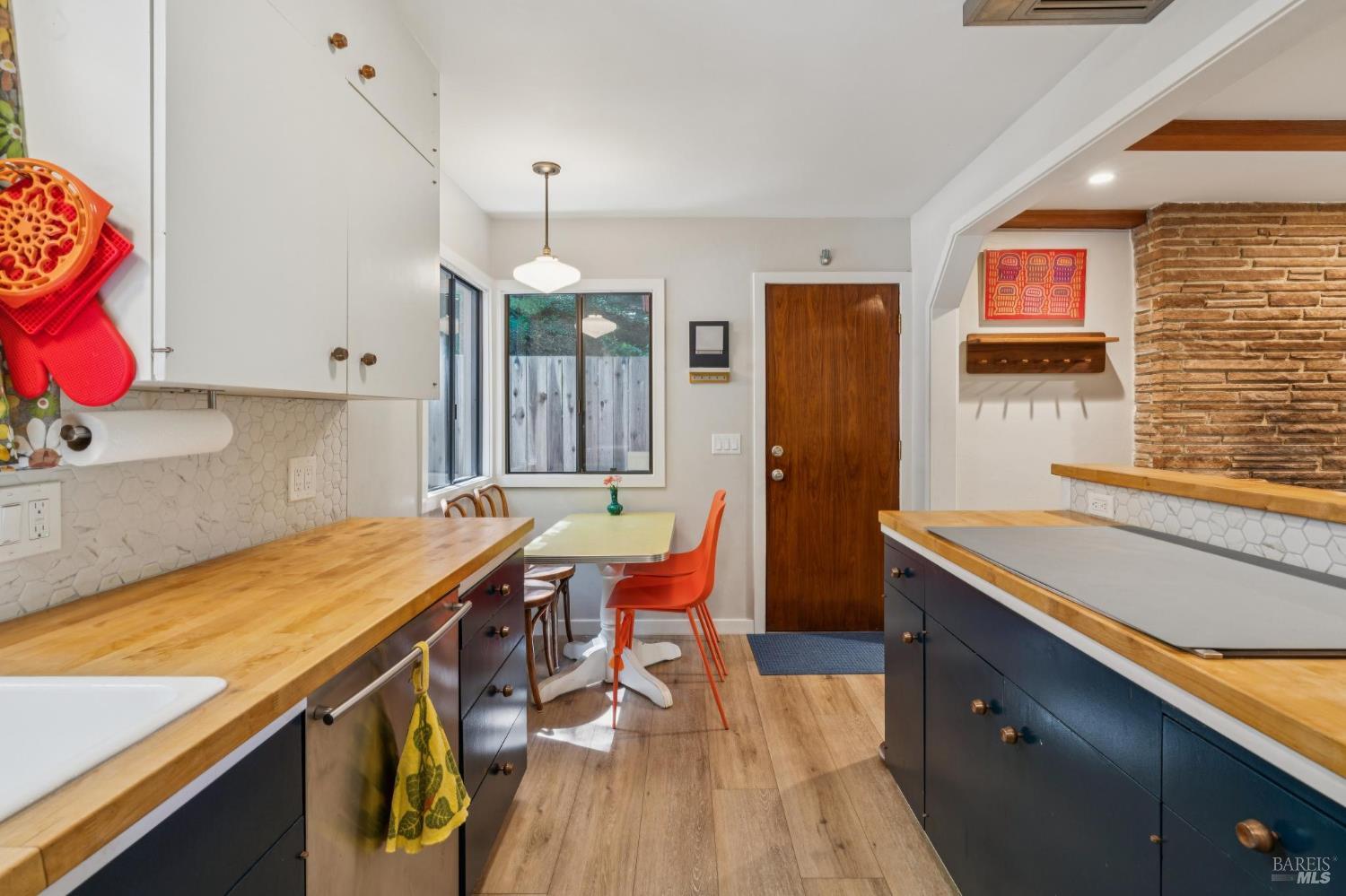 15362-15372 Old River Road Guerneville CA 95446