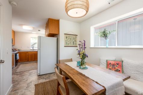 1861 Rhianna Street Santa Rosa CA 95401