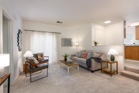 1861 Rhianna Street Santa Rosa CA 95401