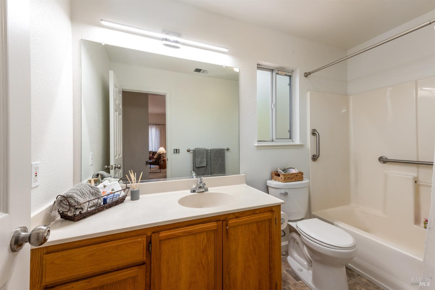 1861 Rhianna Street Santa Rosa CA 95401