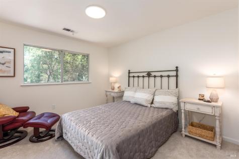 1861 Rhianna Street Santa Rosa CA 95401