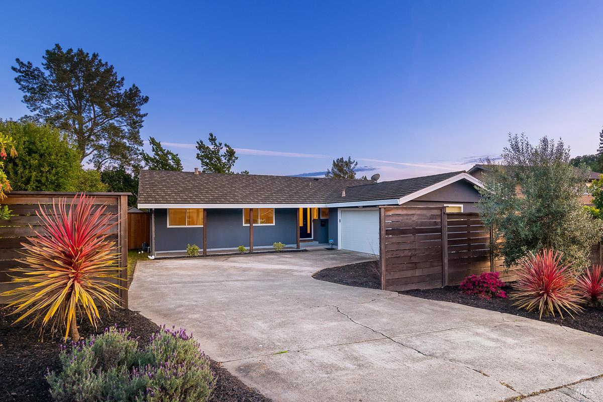 232 San Carlos Way Novato CA 94945