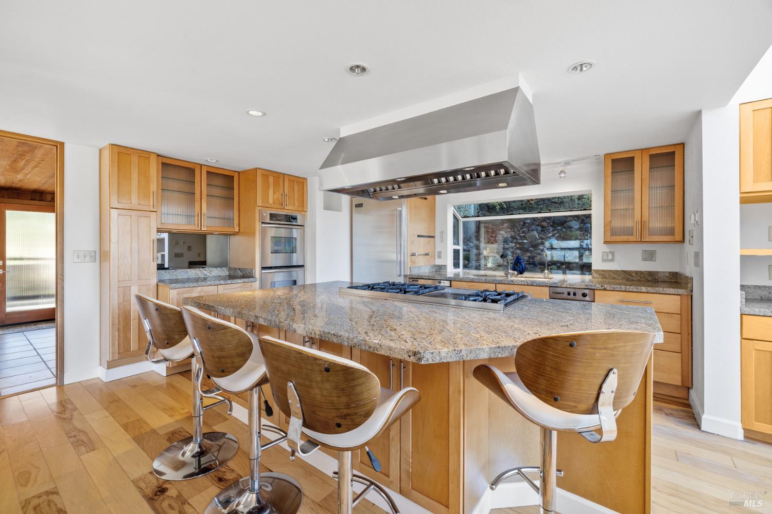 9105 Loch Haven Drive Santa Rosa CA 95404
