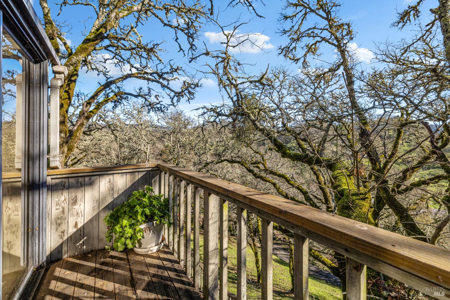 9105 Loch Haven Drive Santa Rosa CA 95404