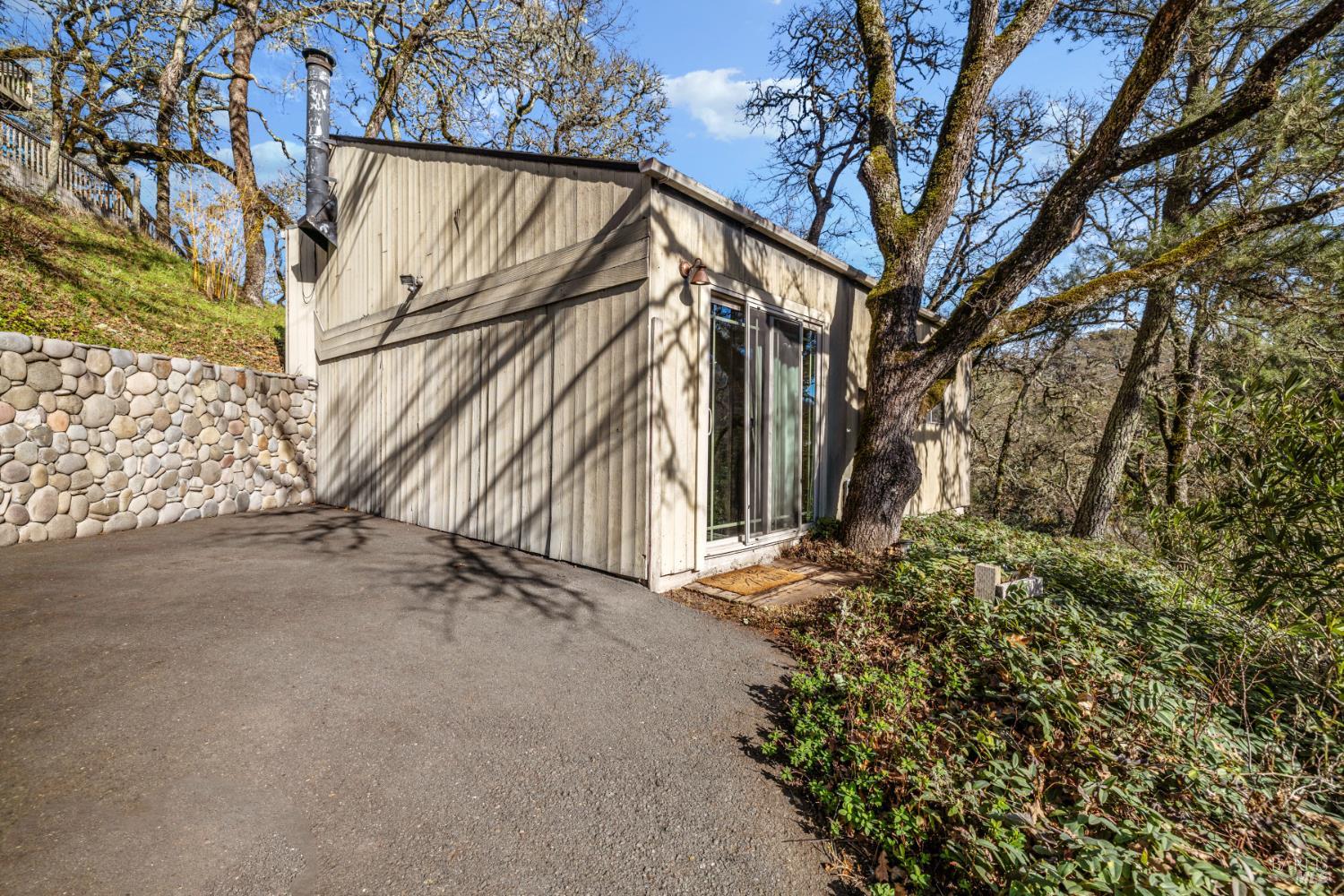 9105 Loch Haven Drive Santa Rosa CA 95404