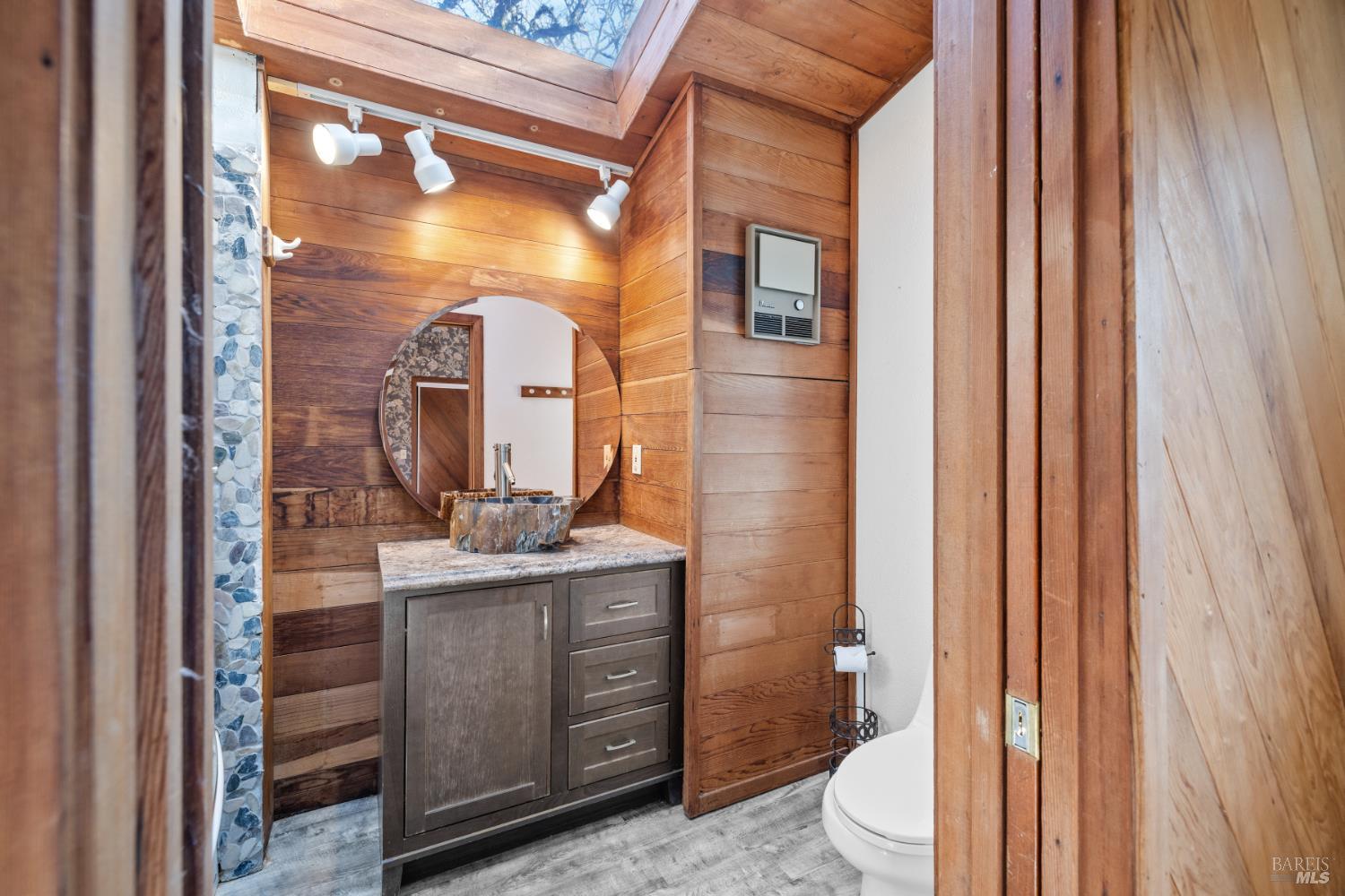 9105 Loch Haven Drive Santa Rosa CA 95404