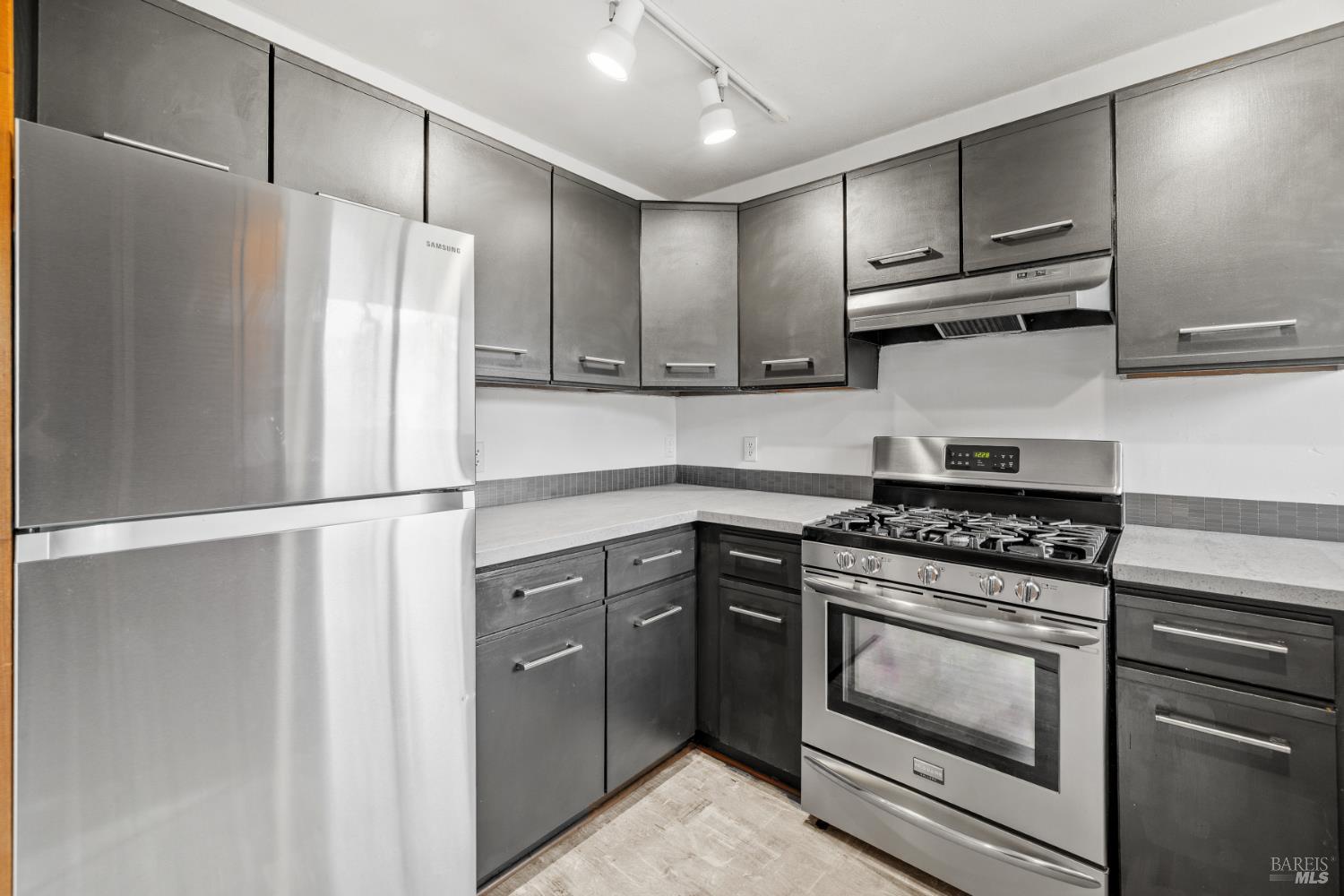 9105 Loch Haven Drive Santa Rosa CA 95404