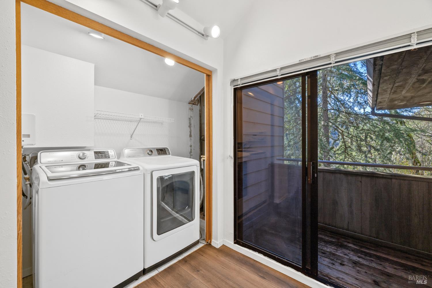 9105 Loch Haven Drive Santa Rosa CA 95404