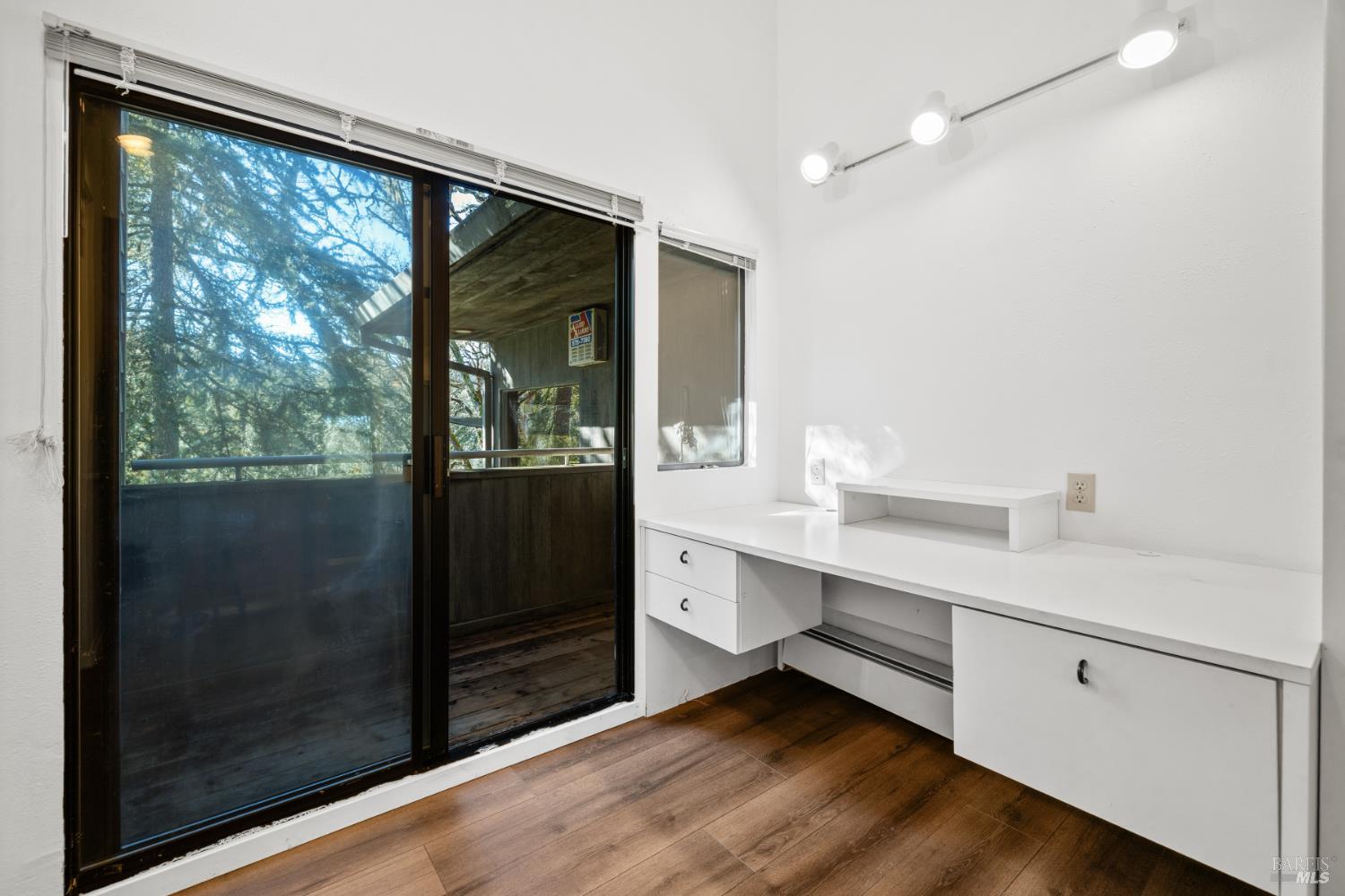 9105 Loch Haven Drive Santa Rosa CA 95404