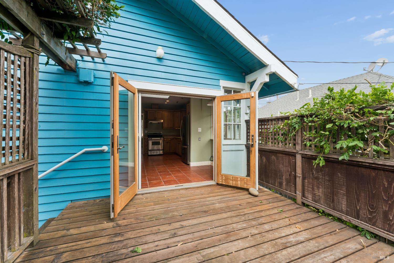 910 Branciforte Street Vallejo CA 94590