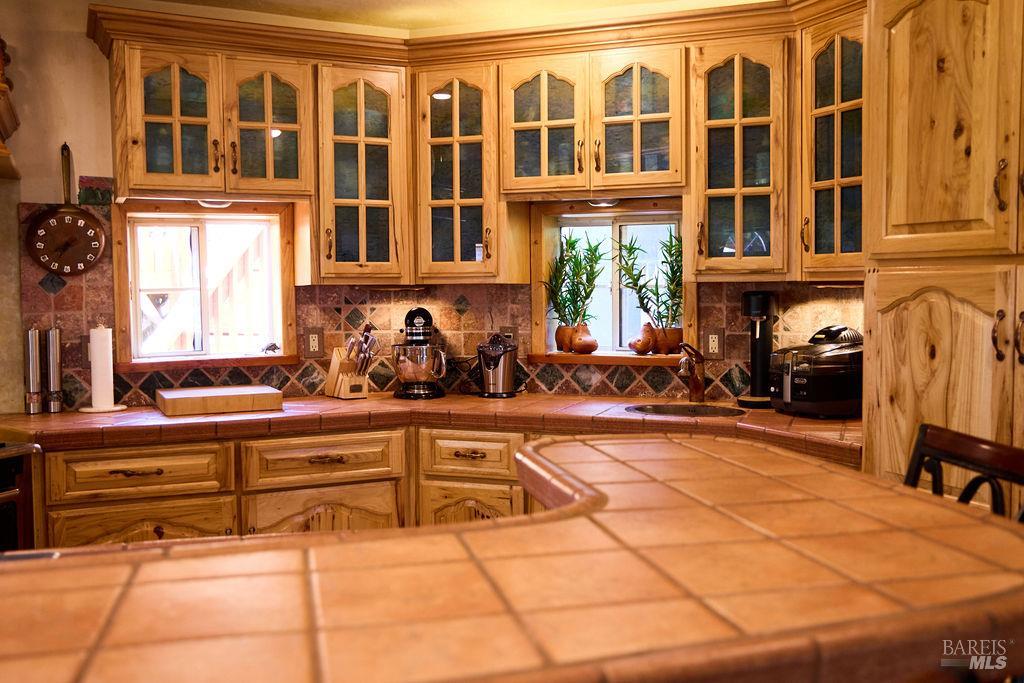 19400 Scenic Drive Redwood Valley CA 95470