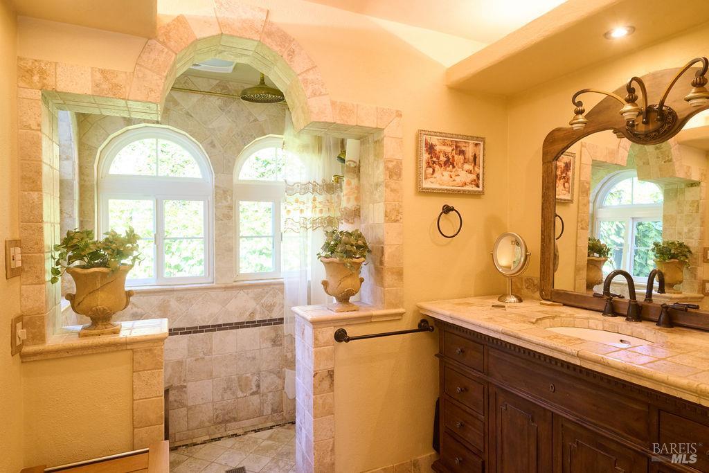 19400 Scenic Drive Redwood Valley CA 95470