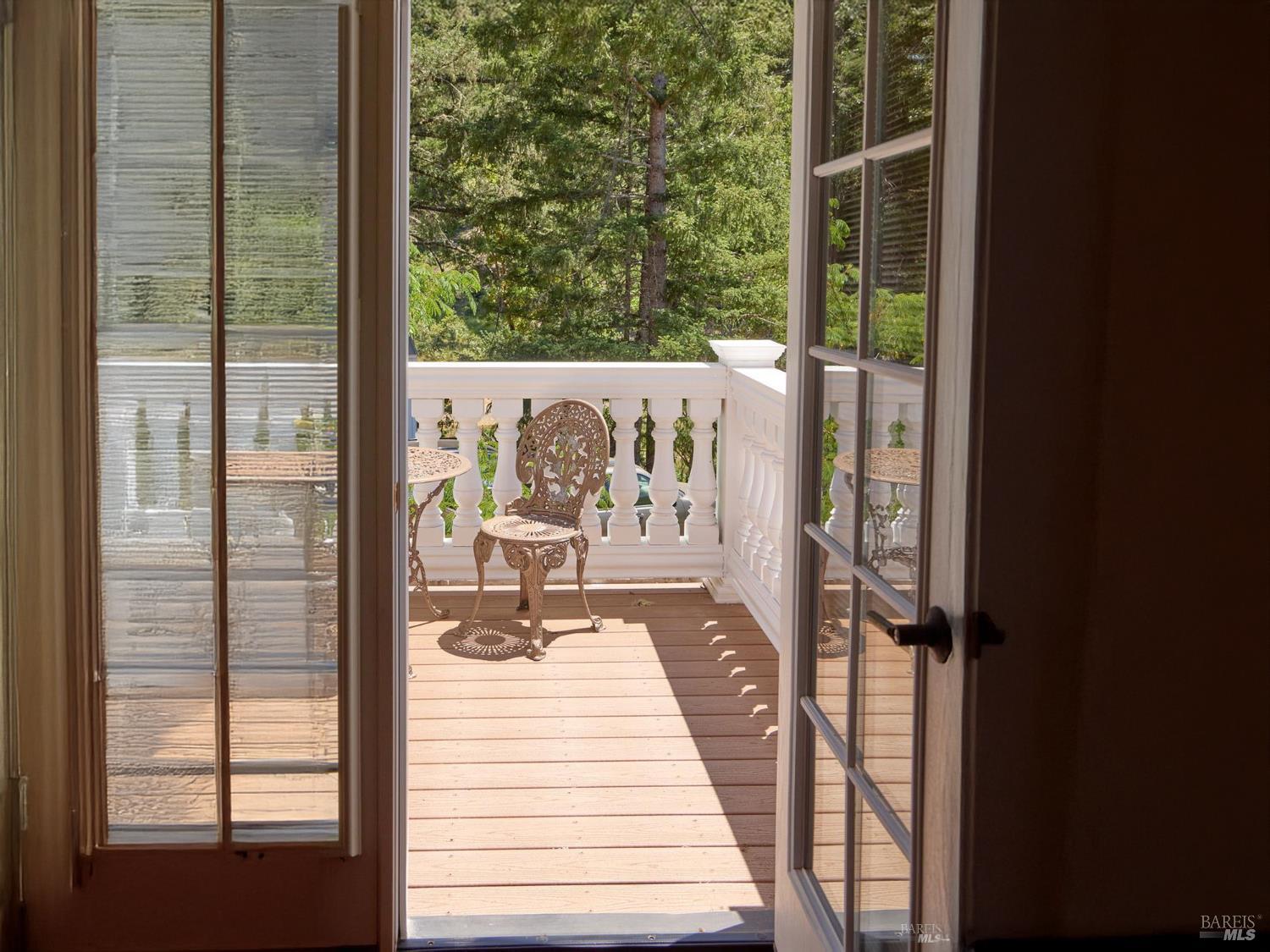 19400 Scenic Drive Redwood Valley CA 95470