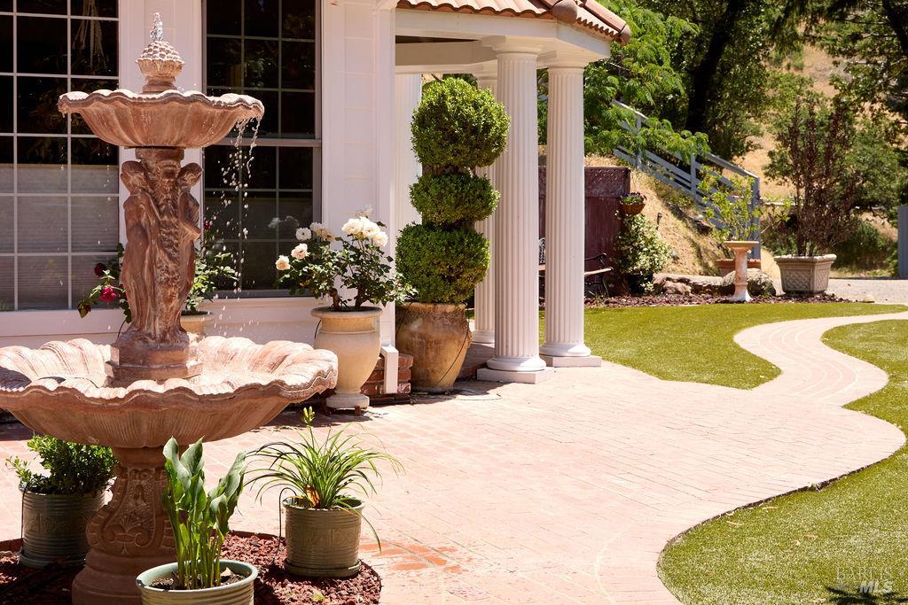 19400 Scenic Drive Redwood Valley CA 95470