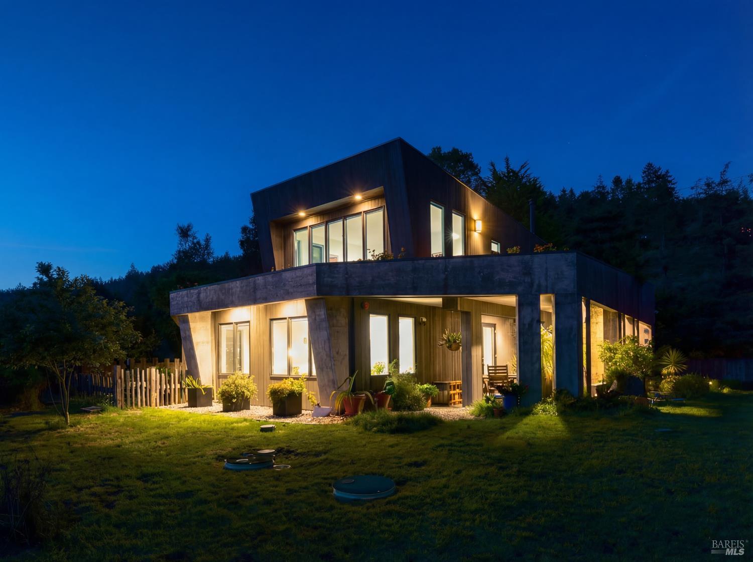 39074 Hedgegate Road The Sea Ranch CA 95497