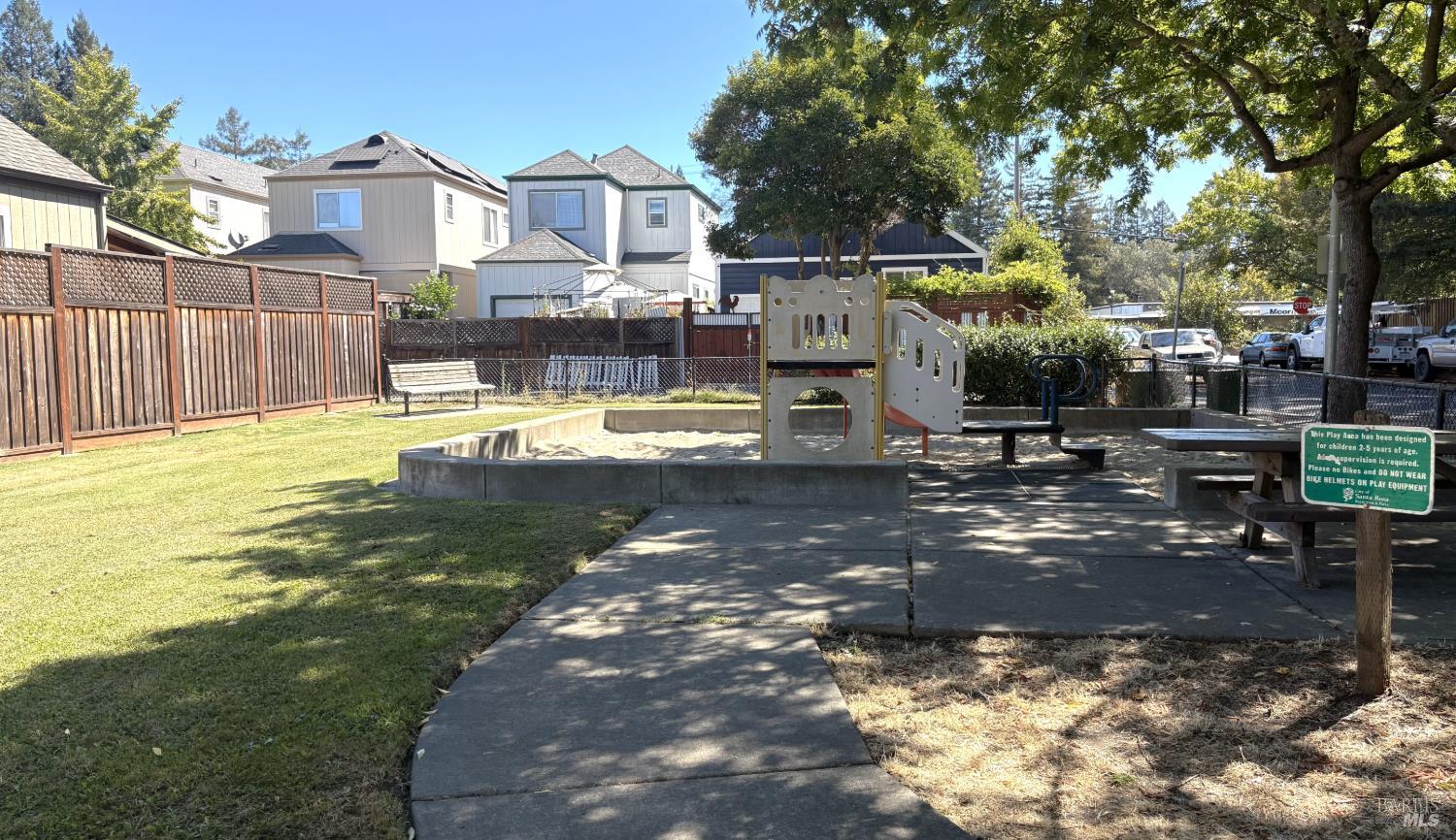 1416 Tammy Way Santa Rosa CA 95401