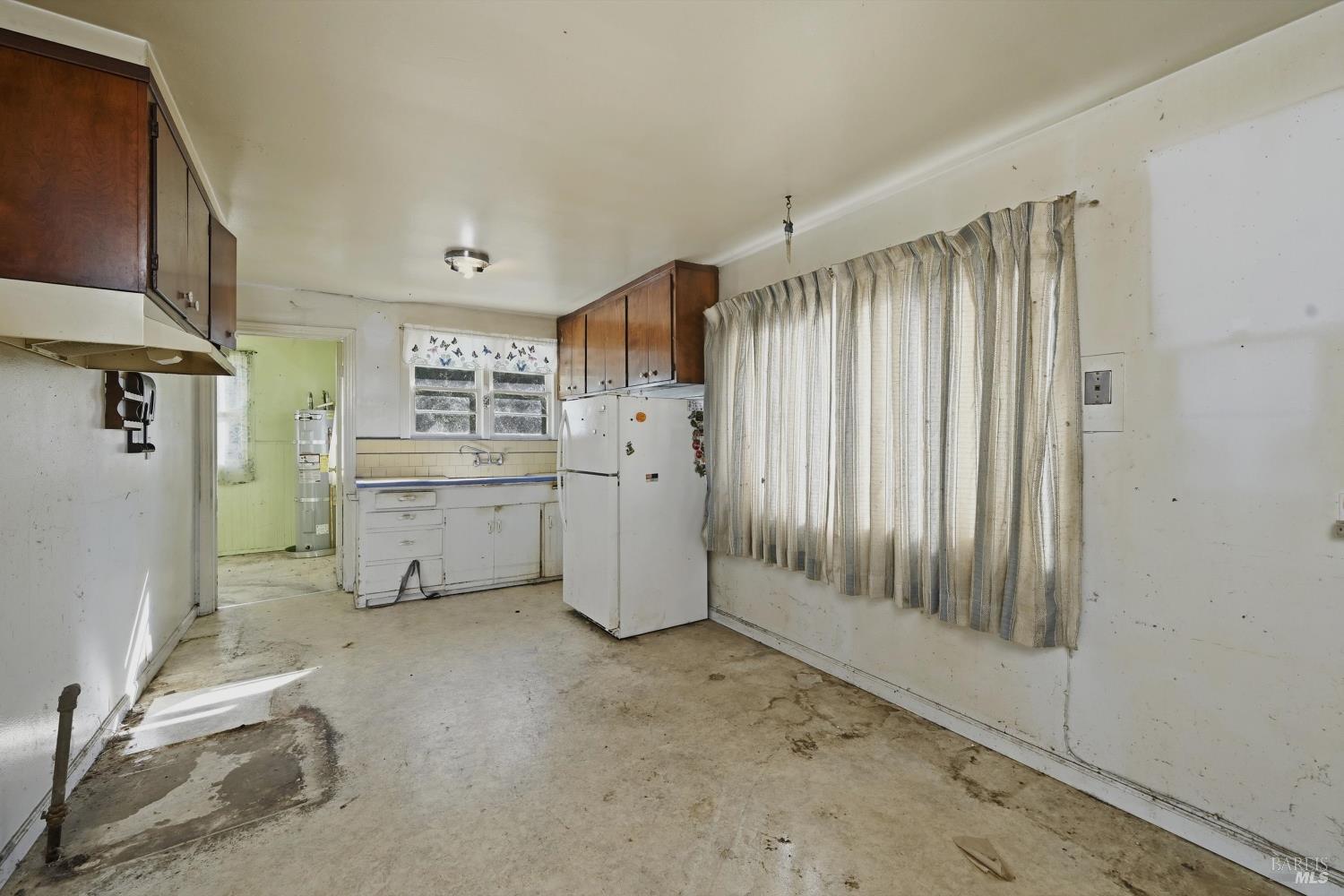 2875 W Steele Lane Santa Rosa CA 95403