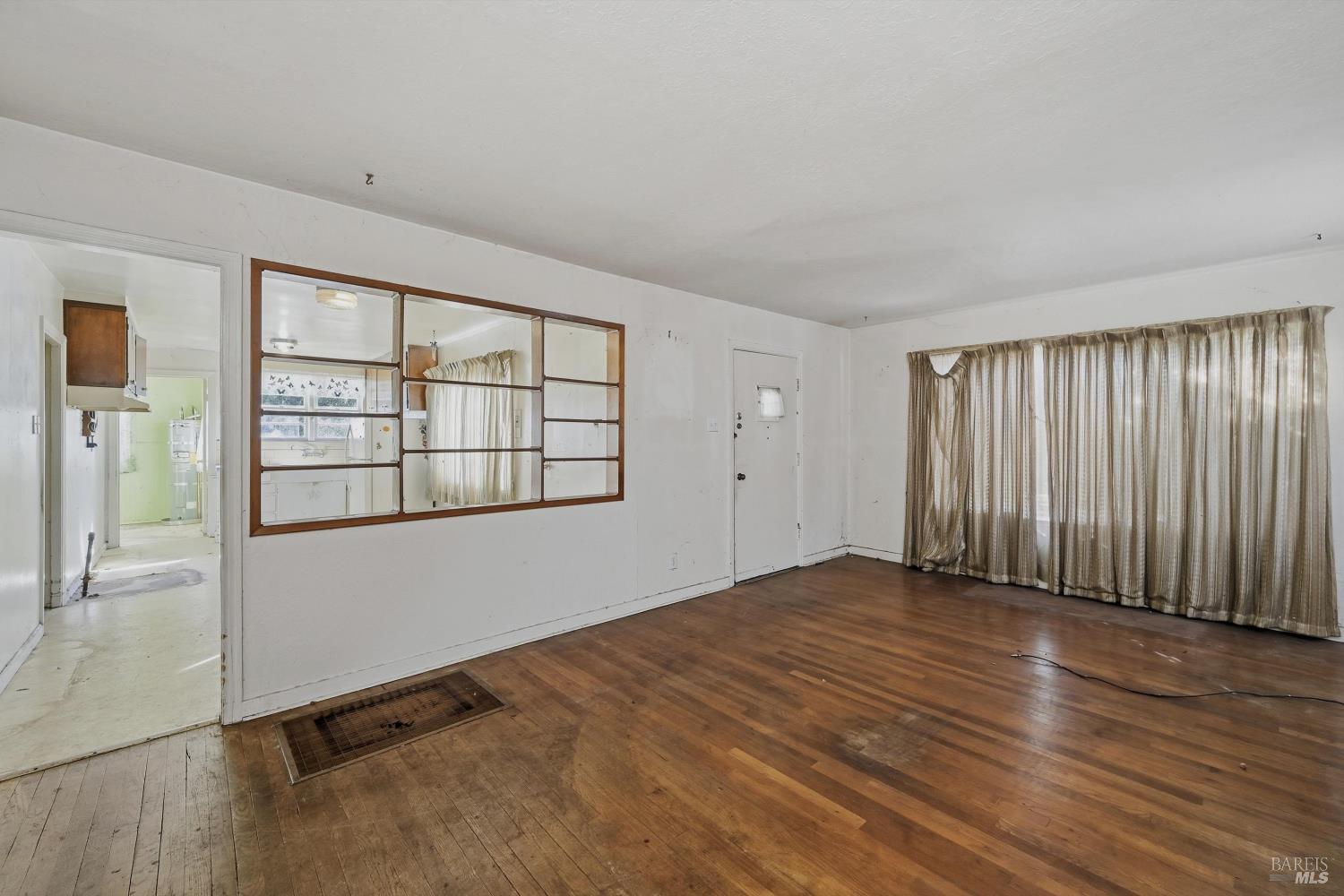 2875 W Steele Lane Santa Rosa CA 95403