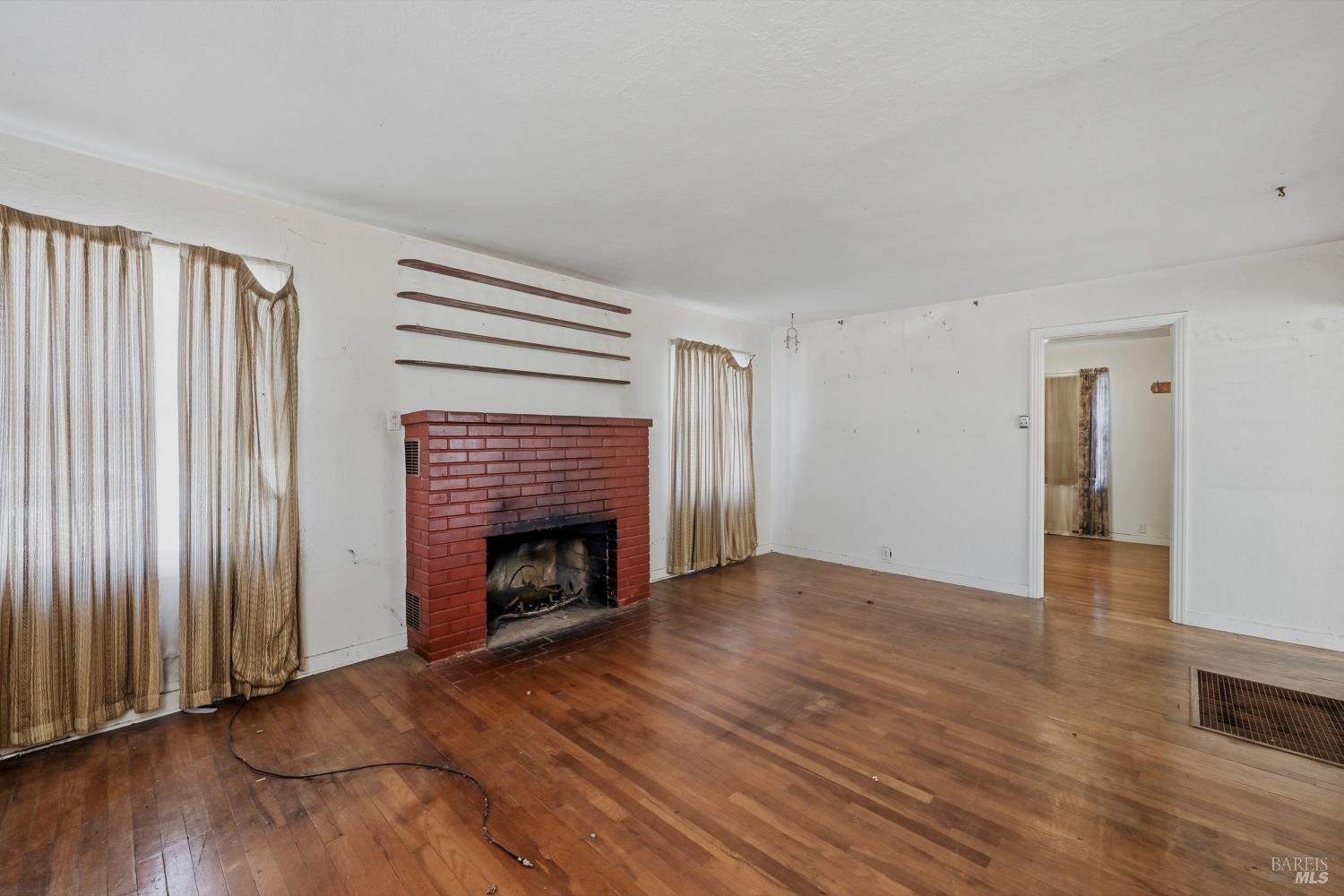 2875 W Steele Lane Santa Rosa CA 95403