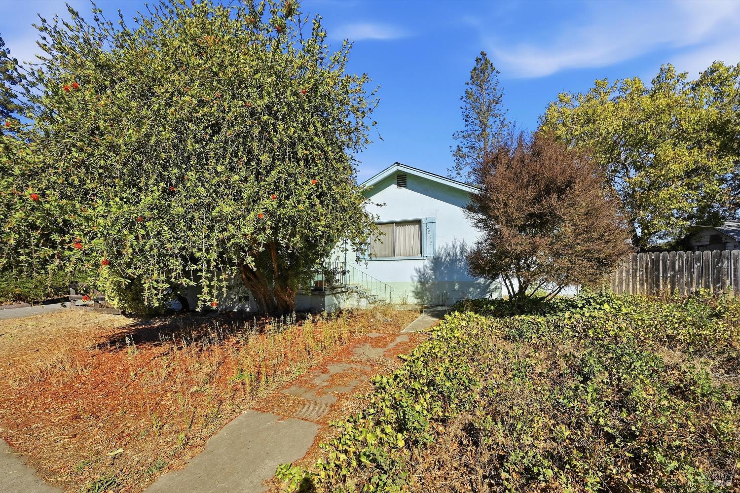 2875 W Steele Lane Santa Rosa CA 95403