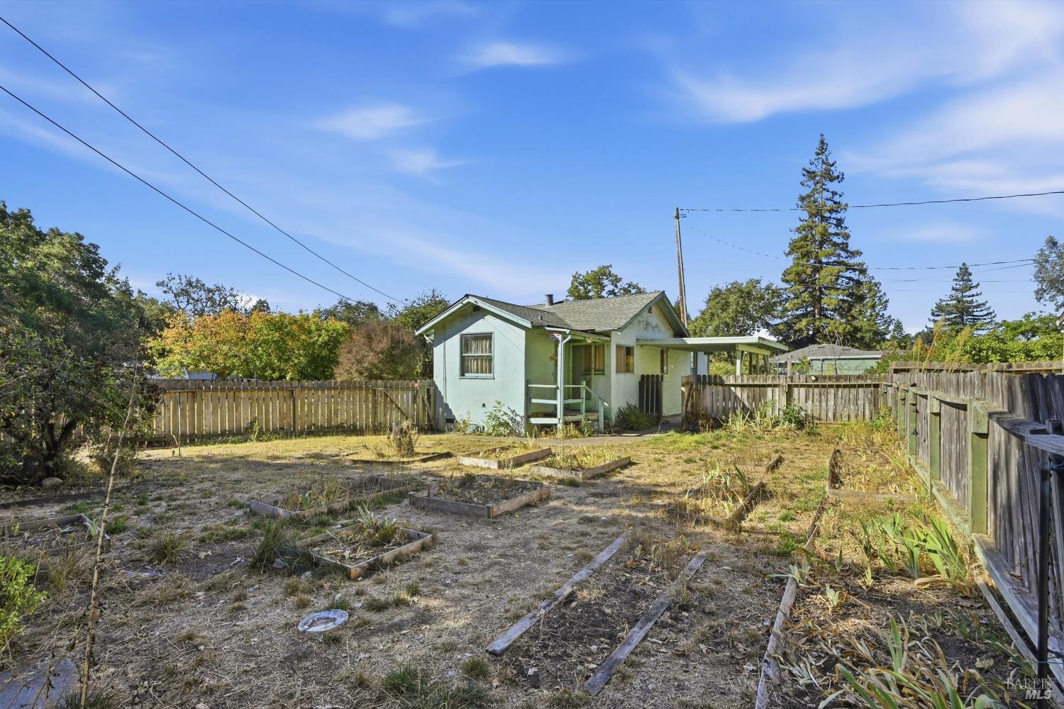 2875 W Steele Lane Santa Rosa CA 95403