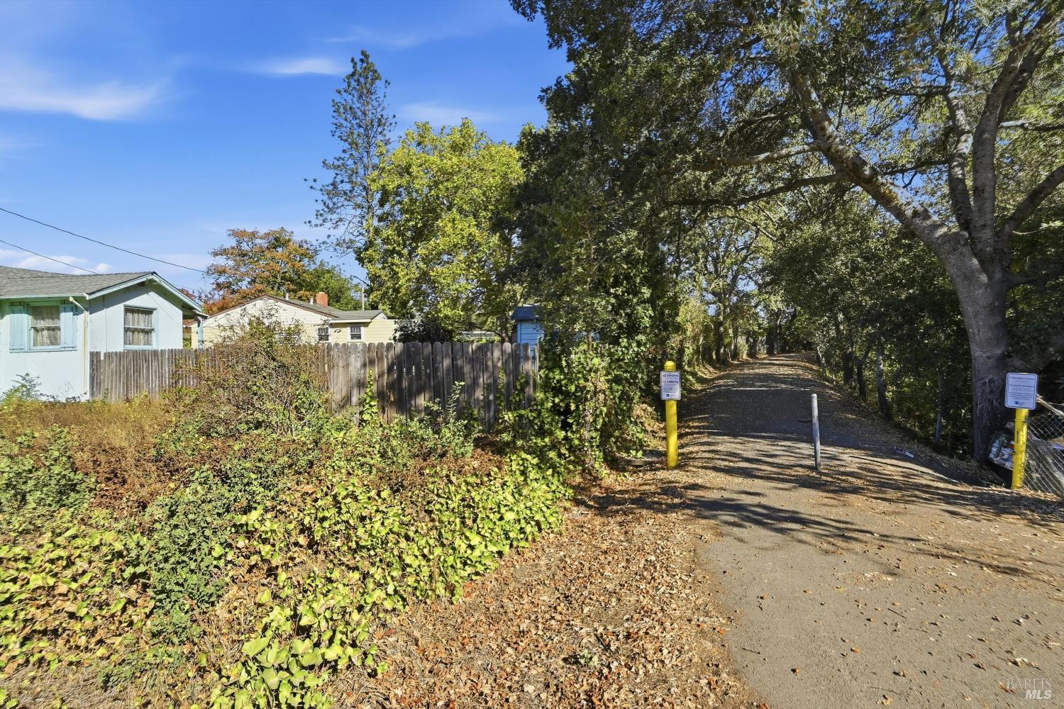 2875 W Steele Lane Santa Rosa CA 95403