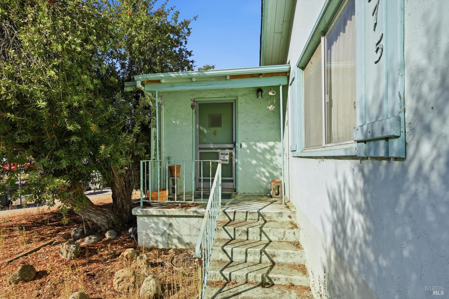 2875 W Steele Lane Santa Rosa CA 95403