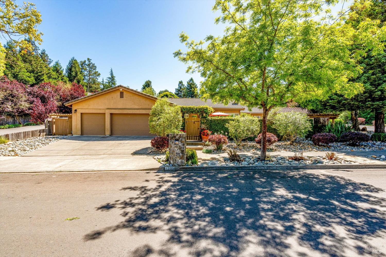 3200 Twin Oaks Drive Napa CA 94558