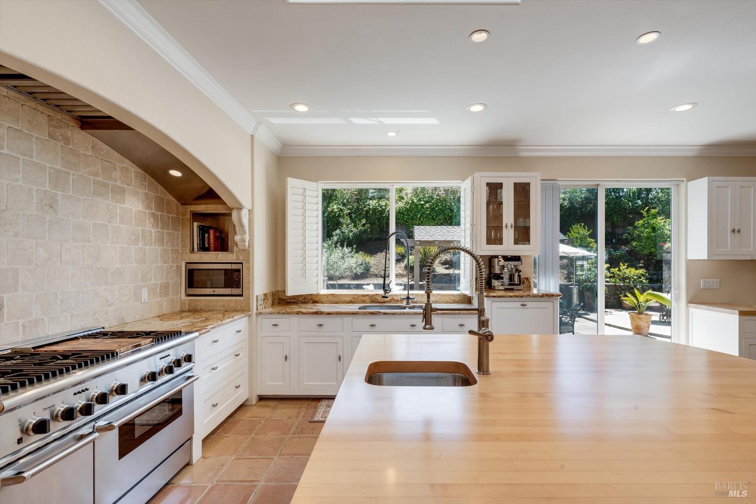 3200 Twin Oaks Drive Napa CA 94558