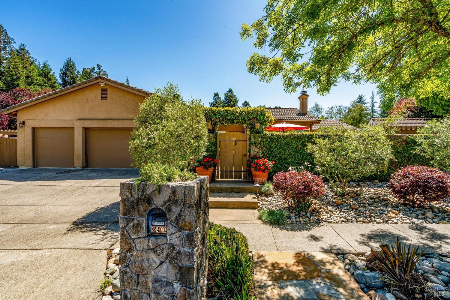 3200 Twin Oaks Drive Napa CA 94558