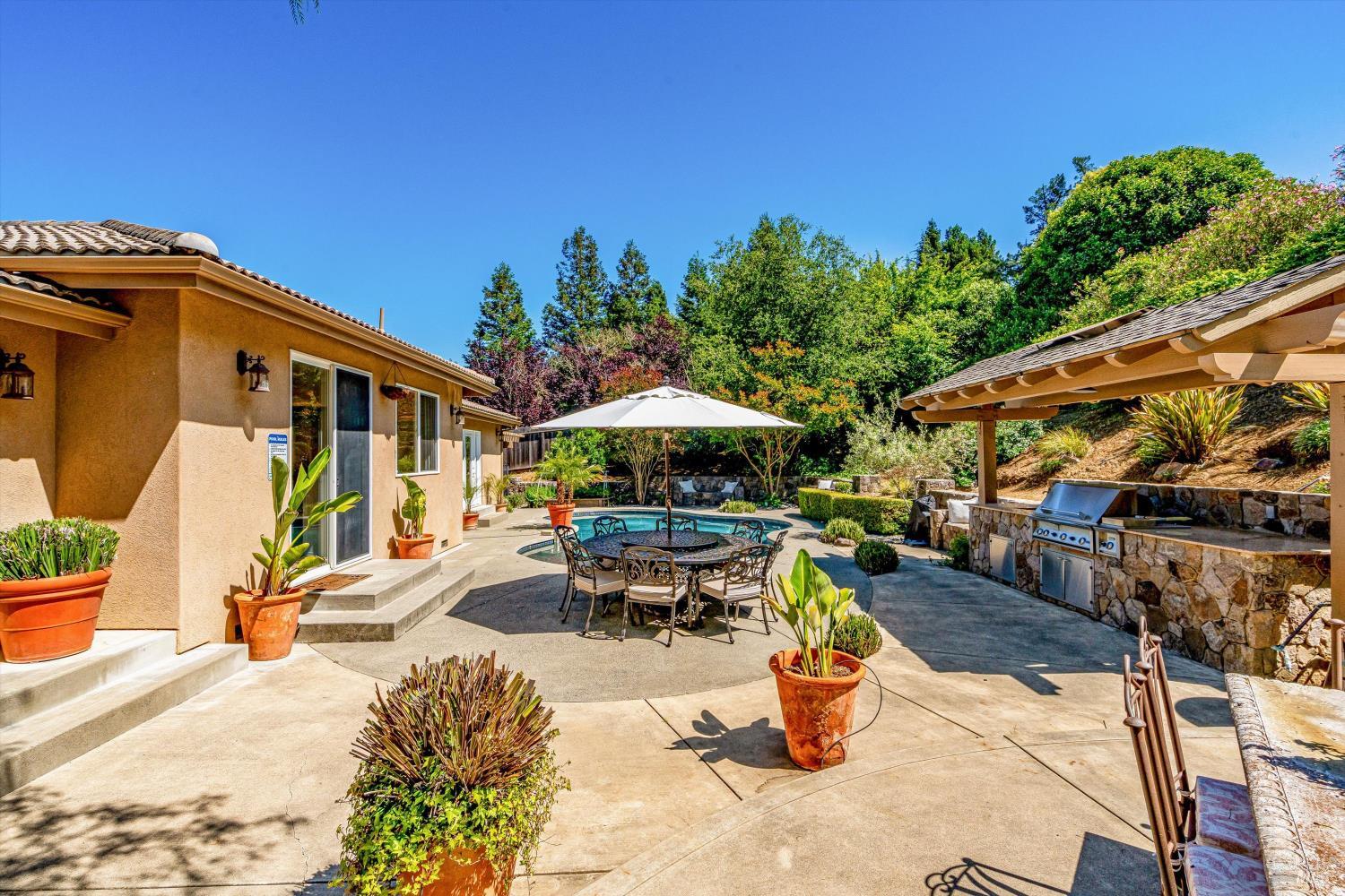 3200 Twin Oaks Drive Napa CA 94558