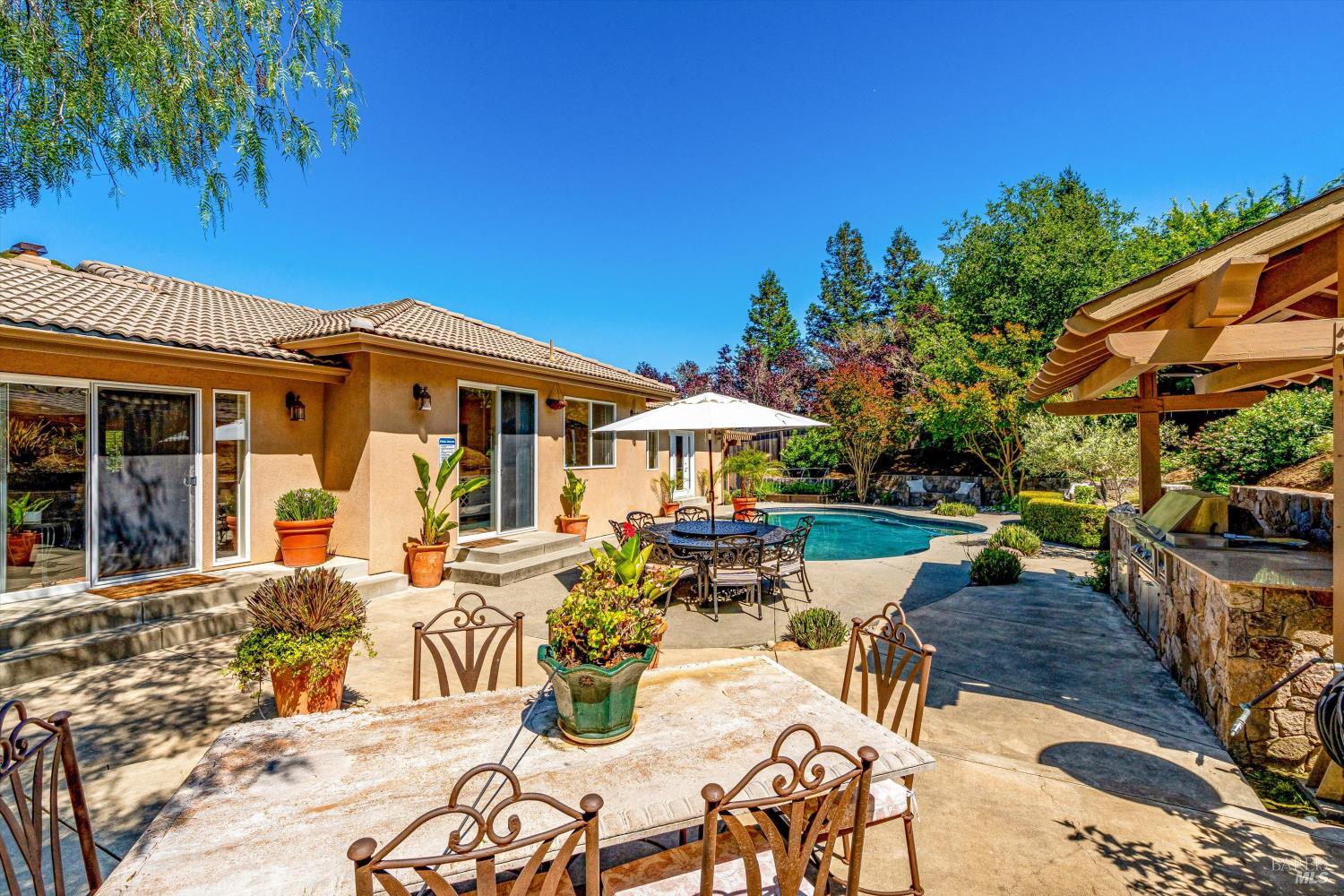 3200 Twin Oaks Drive Napa CA 94558