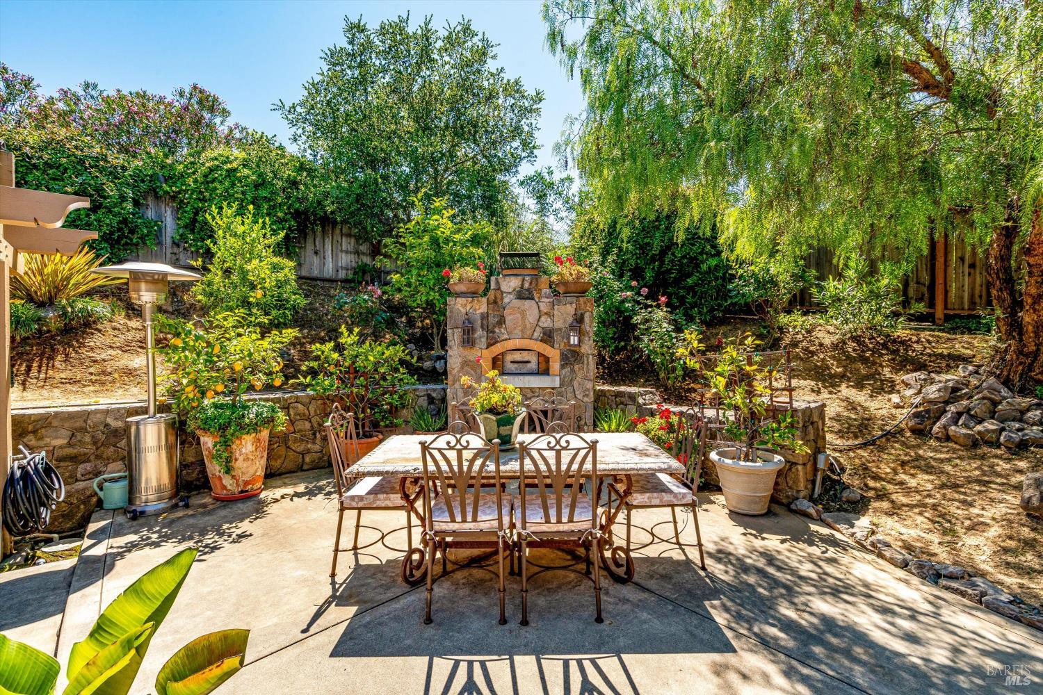 3200 Twin Oaks Drive Napa CA 94558