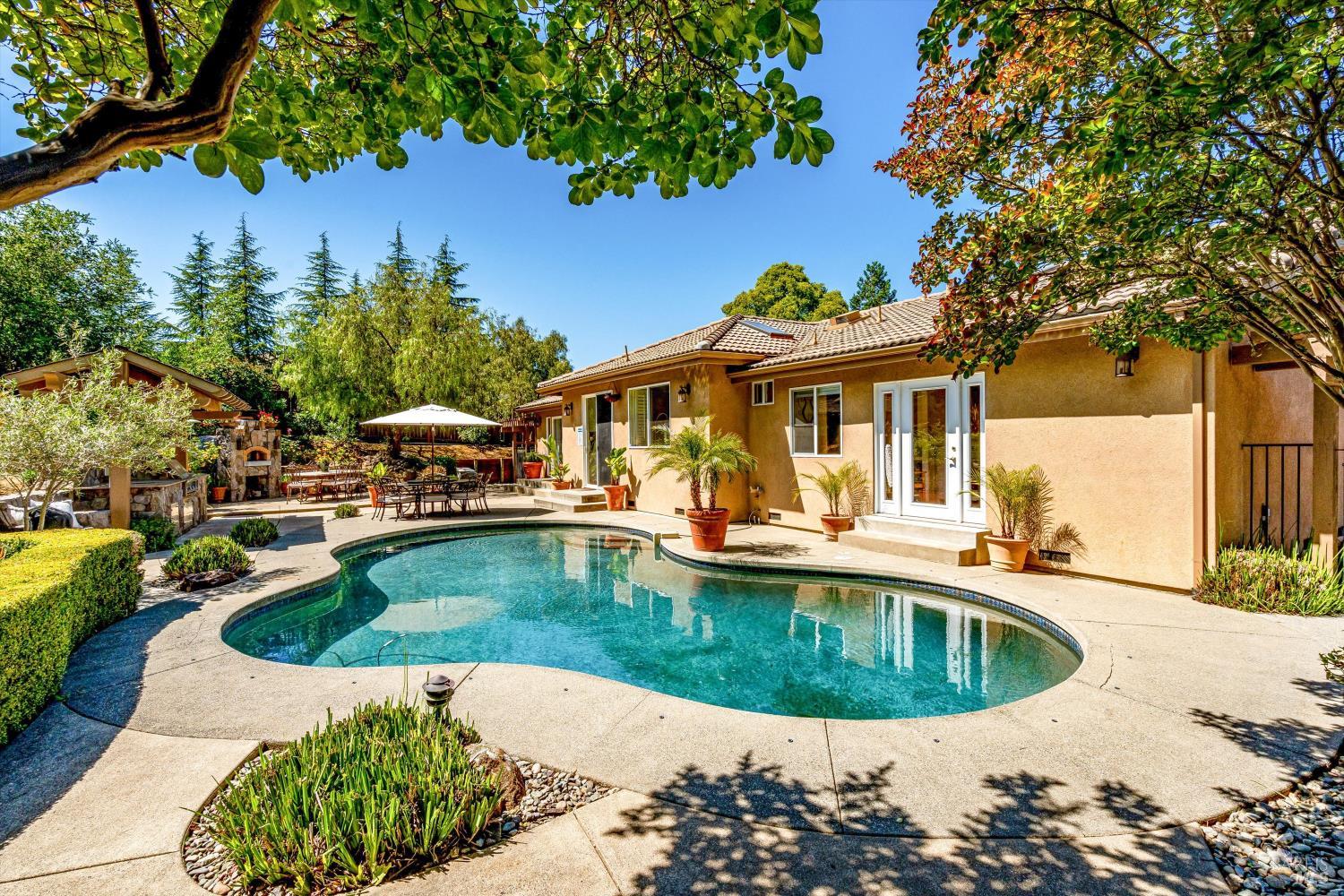 3200 Twin Oaks Drive Napa CA 94558