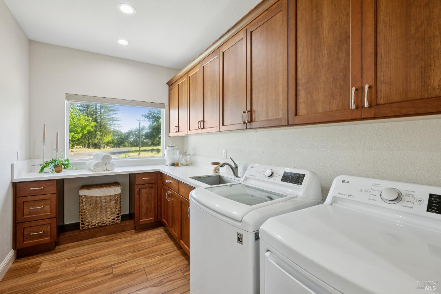 4665 Upper Ridge Road Santa Rosa CA 95404