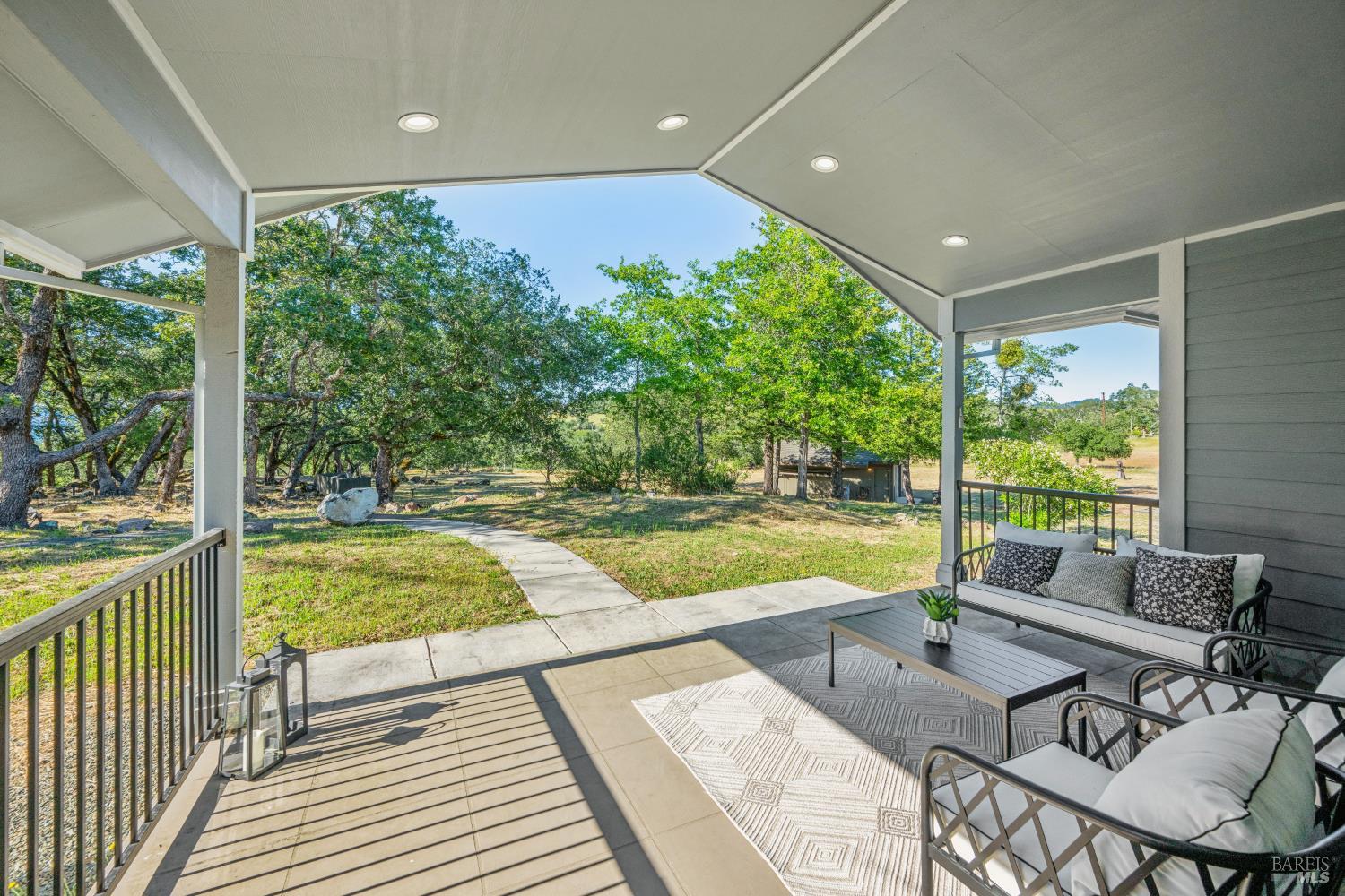 4665 Upper Ridge Road Santa Rosa CA 95404