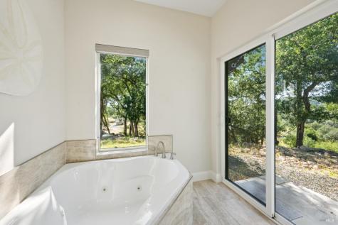4665 Upper Ridge Road Santa Rosa CA 95404