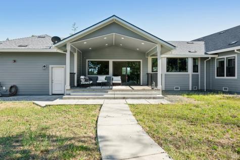 4665 Upper Ridge Road Santa Rosa CA 95404