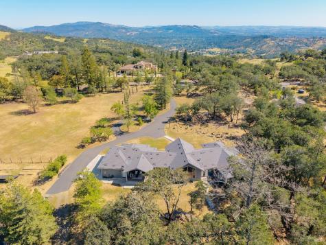 4665 Upper Ridge Road Santa Rosa CA 95404